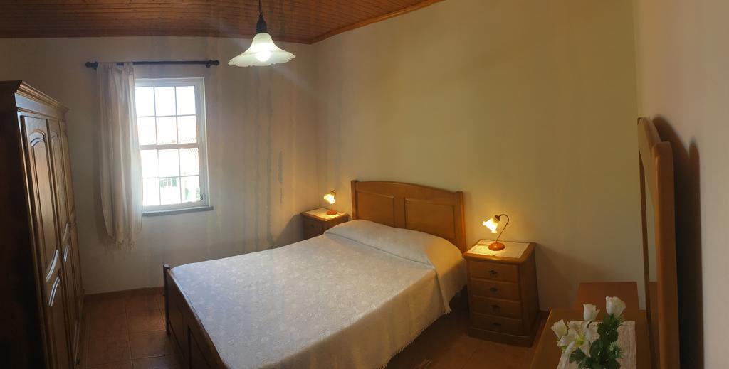 Casa Do Avo Faidoca Villa Calheta de Nesquim ภายนอก รูปภาพ