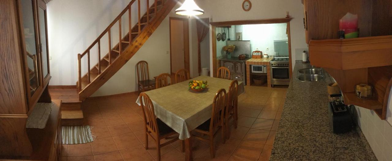 Casa Do Avo Faidoca Villa Calheta de Nesquim ภายนอก รูปภาพ